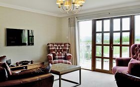 Lochnagar Lodge
